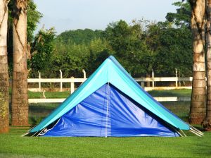 Levantar acampamento