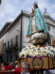 Devagar com o andor, que o santo é de barro