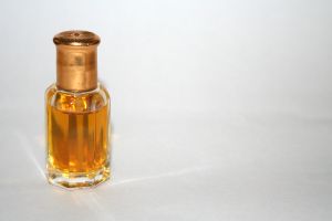 Nos menores frascos, estão os melhores perfumes