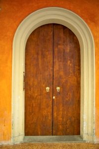 Dar com a cara na porta